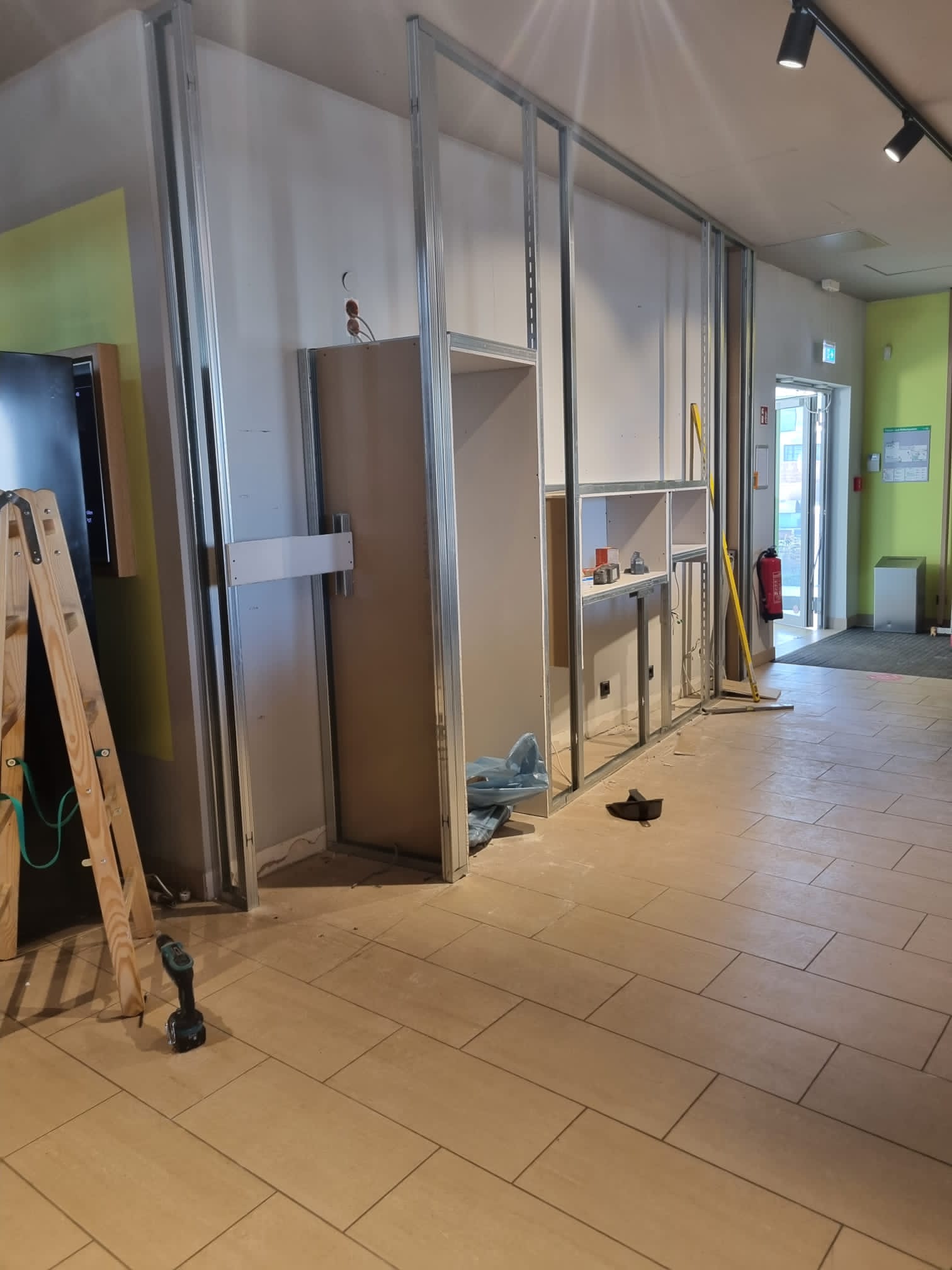 Before - Eingangshalle Modernisierung